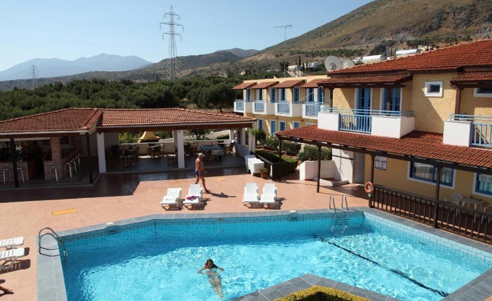 Mareva Hotel Apartments Limenas Chersonisou Exterior foto